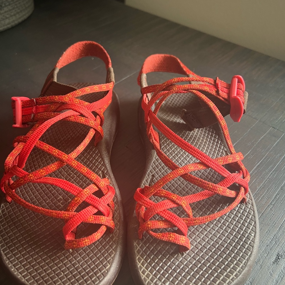 Chaco ZX/2 Classic Women's Size 6 Red Sandals
